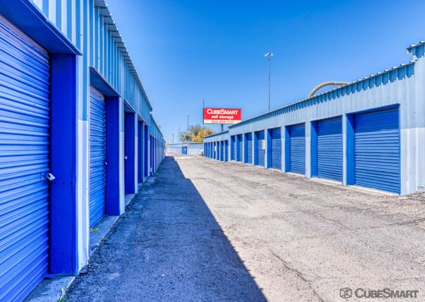 CubeSmart Self Storage - Tuscon - 702 W Silverlake Rd - 702 West Silverlake Road