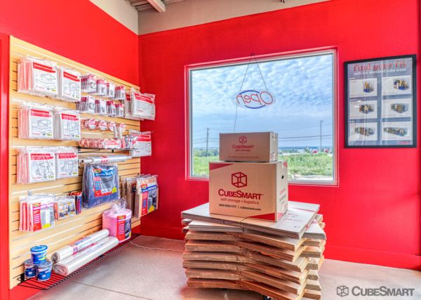 CubeSmart Self Storage - Schertz - 21586 IH 35 North