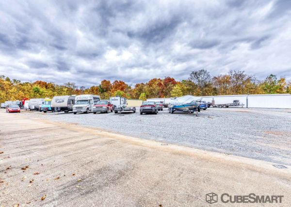CubeSmart Self Storage - Clarksville - 528 Dover Road