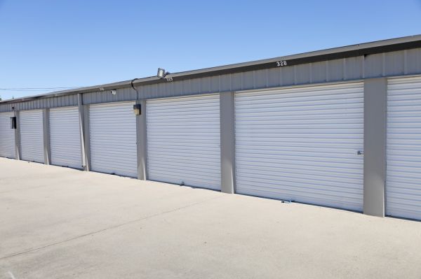 Pelandale Self Storage - 340 Pelandale Ave