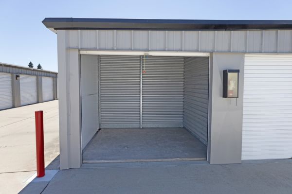 Pelandale Self Storage - 340 Pelandale Ave