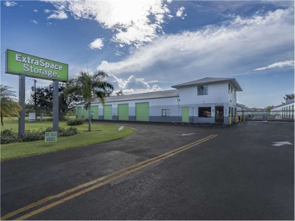 Extra Space Storage - 0101 - Fort Myers - San Carlos Blvd - 16590 San Carlos Boulevard