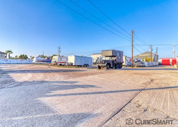 CubeSmart Self Storage - Corpus Christi - 15925 South Padre Island Dr - 15925 South Padre Island Drive