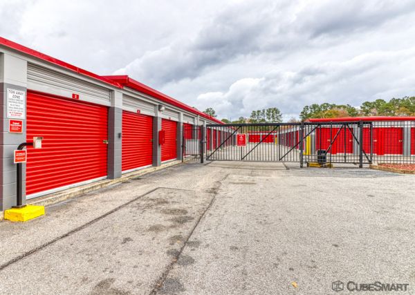 CubeSmart Self Storage - North Charleston - 3260 Ashley Phosphate Rd - 3260 Ashley Phosphate Rd