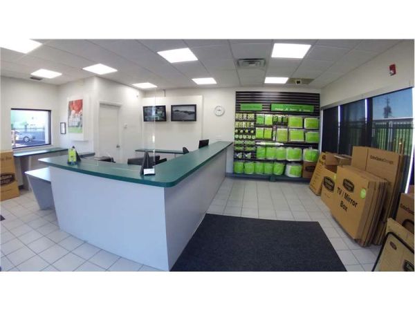Extra Space Storage - 0260 - Port Charlotte - Harborview Rd - 23215 Harbor View Road