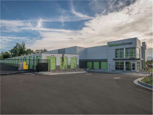 Extra Space Storage - 8002 - East Millcreek - E 3300 S - 2150 East 3300 South