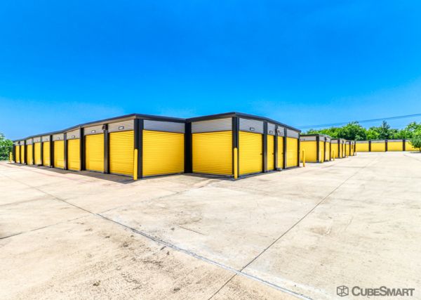 Bee Safe Storage - Pflugerville - 1205 Wells Branch PKWY - 1205 Wells Branch Parkway