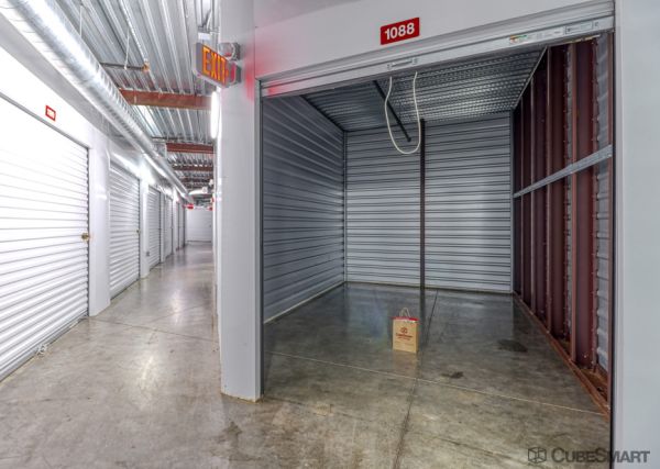 CubeSmart Self Storage - Rosenberg - 306 Farm to Market Rd 2977 - 306 FM 2977
