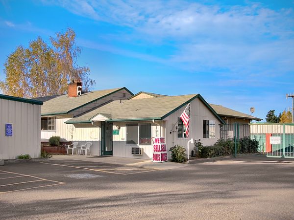 Money Saver Gresham - 19215 NE Halsey St