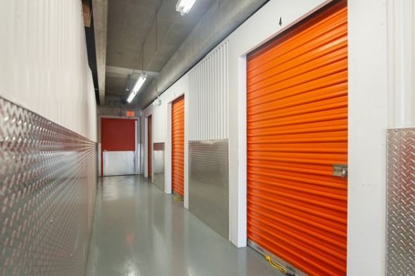 Public Storage - Miami - 2990 SW 28th Lane - 2990 Southwest 28th Lane