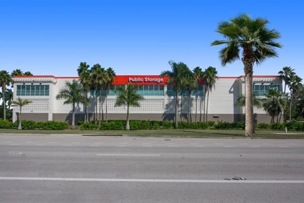 Public Storage - Deerfield Beach - 150 S Powerline Road - 150 S Powerline Road