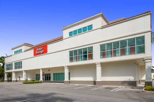 Public Storage - Hollywood - 9495 Sheridan Street - 9495 Sheridan Street