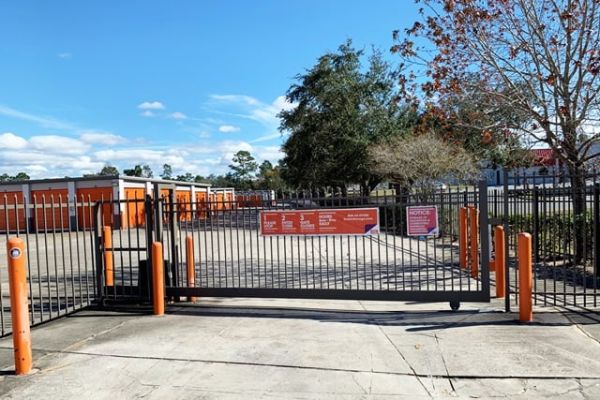 Public Storage - Spring Hill - 4080 Mariner Blvd - 4080 Mariner Blvd