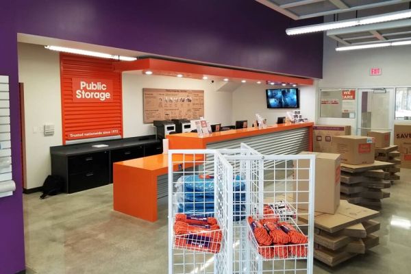 Public Storage - Miami - 3460 SW 8th St - 3460 SW 8th St