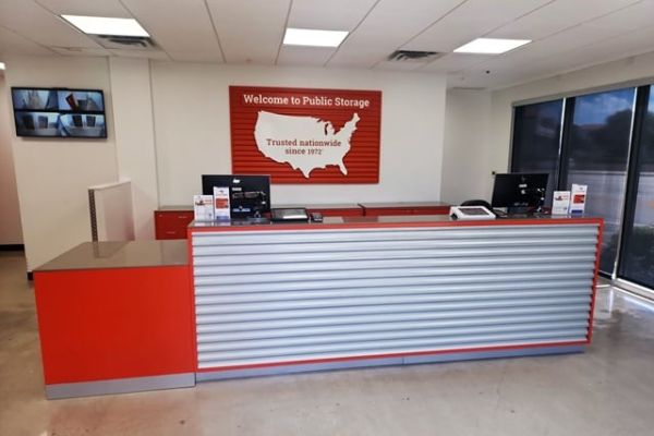 Public Storage - Hialeah - 180 W 6th St - 180 W 6th St