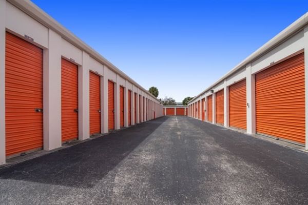 Public Storage - Deerfield Beach - 1375 W Hillsboro Blvd - 1375 W Hillsboro Blvd