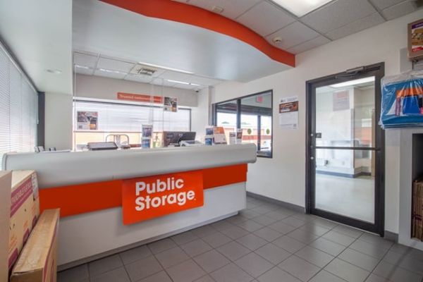 Public Storage - Deerfield Beach - 1375 W Hillsboro Blvd - 1375 W Hillsboro Blvd