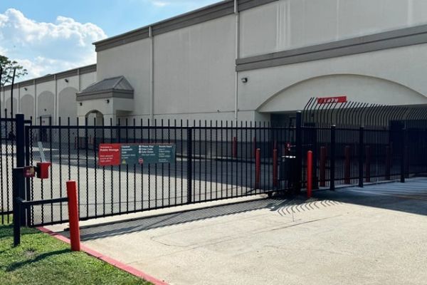 Public Storage - Houston - 1165 North Loop West - 1165 North Loop West