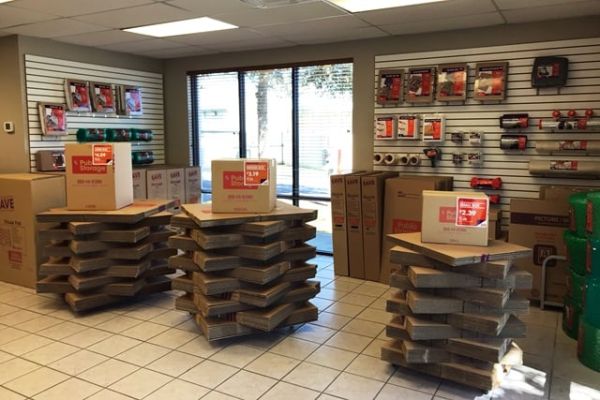 Public Storage - Tampa - 18191 E Meadow Rd - 18191 E Meadow Rd