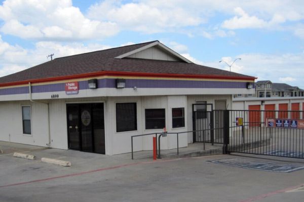 Public Storage - Fort Worth - 6899 Granbury Road - 6899 Granbury Road