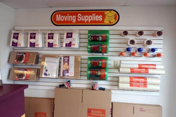 Public Storage - Houston - 16303 Loch Katrine Lane - 16303 Loch Katrine Lane