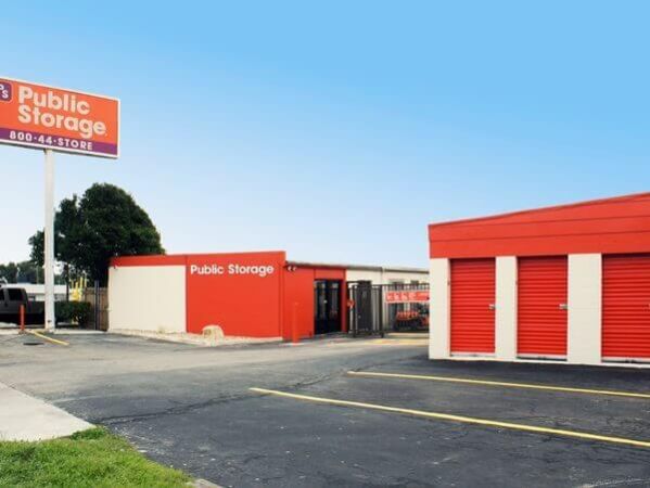 Public Storage - Austin - 8525 N Lamar Blvd - 8525 N Lamar Blvd