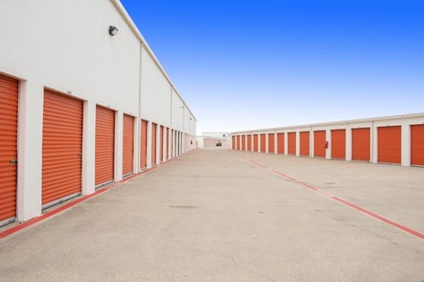 Public Storage - Plano - 3401 K Ave - 3401 Avenue K