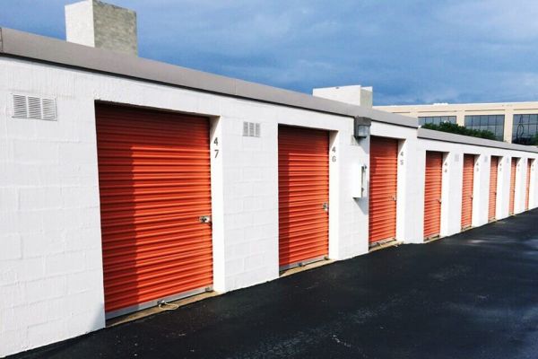 Public Storage - Austin - 10931 Research Blvd - 10931 Research Blvd