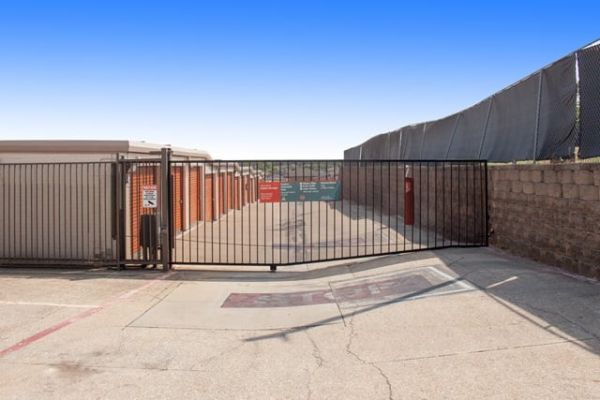 Public Storage - Fort Worth - 799 East Loop 820 - 799 East Loop 820