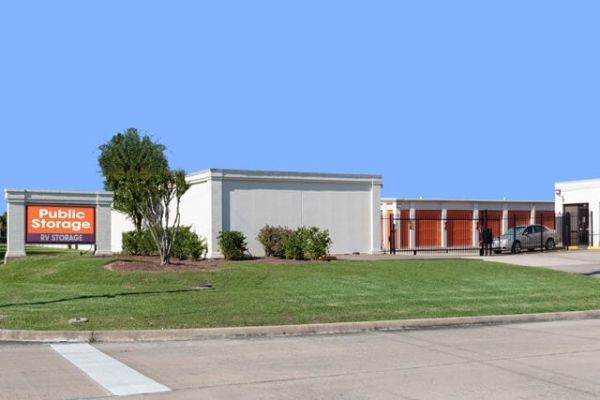 Public Storage - Sugar Land - 888 Eldridge Road - 888 Eldridge Road
