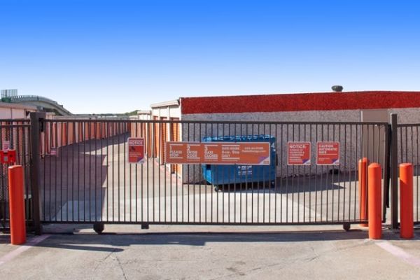 Public Storage - Fort Worth - 4750 Hemphill Street - 4750 Hemphill Street
