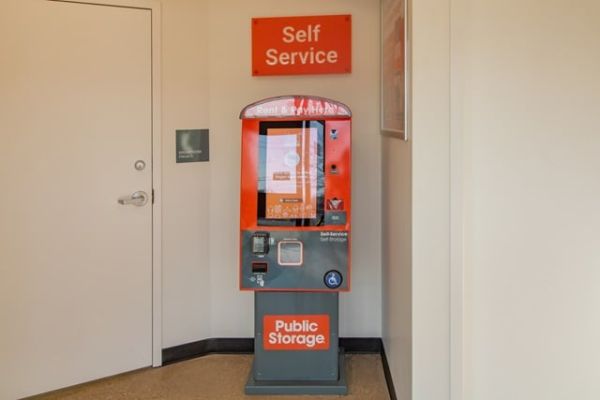 Public Storage - Plano - 3301 W Parker Road - 3301 W Parker Road