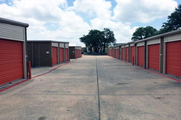 Public Storage - Round Rock - 1517 Round Rock Ave - 1517 Round Rock Ave