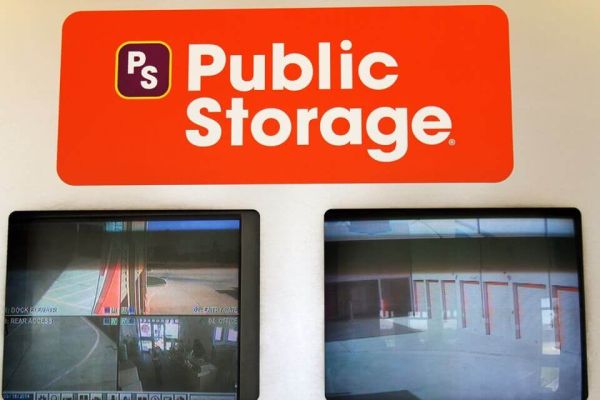 Public Storage - Irving - 3430 W Walnut Hill Lane - 3430 W Walnut Hill Lane