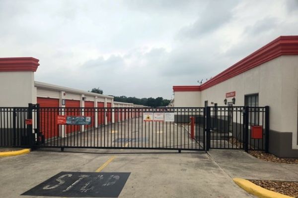 Public Storage - San Antonio - 16639 San Pedro Ave - 16639 San Pedro Ave
