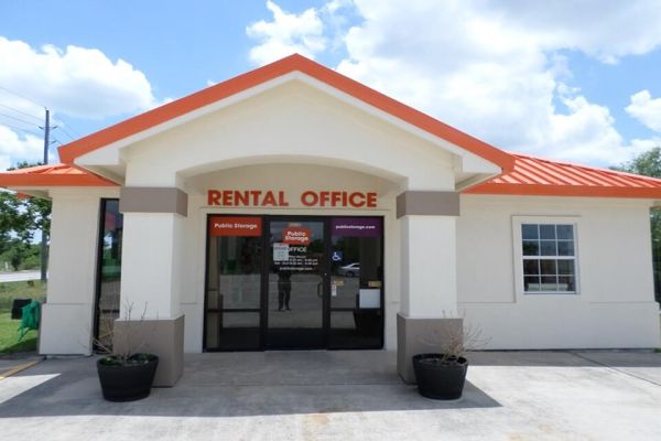 Public Storage - Houston - 5825 Barker Cypress - 5825 Barker Cypress