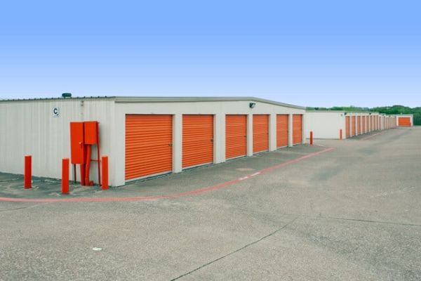 Public Storage - Carrollton - 3750 Marsh Lane - 3750 Marsh Lane