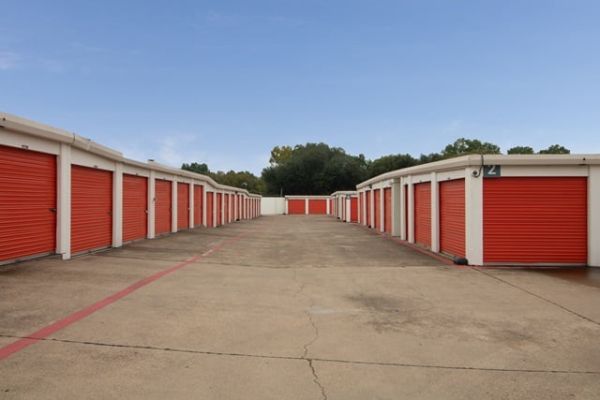 Public Storage - Dallas - 11216 E Northwest Hwy - 11216 E Northwest Hwy