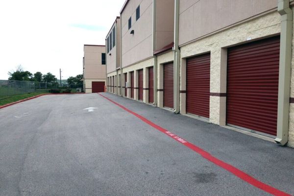 Public Storage - Bee Cave - 3911 Ranch Road 620 S - 3911 Ranch Road 620 S