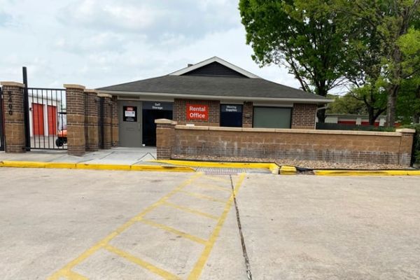 Public Storage - Houston - 6400 W Little York Rd - 6400 W Little York Rd