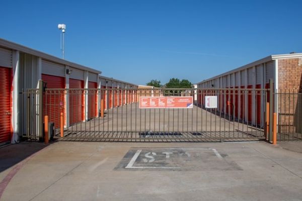 Public Storage - Carrollton - 4101 N Josey Lane - 4101 N Josey Lane