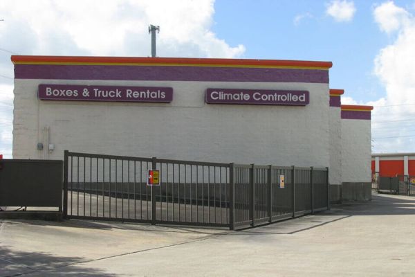 Public Storage - Houston - 4121 Greenbriar St - 4121 Greenbriar St