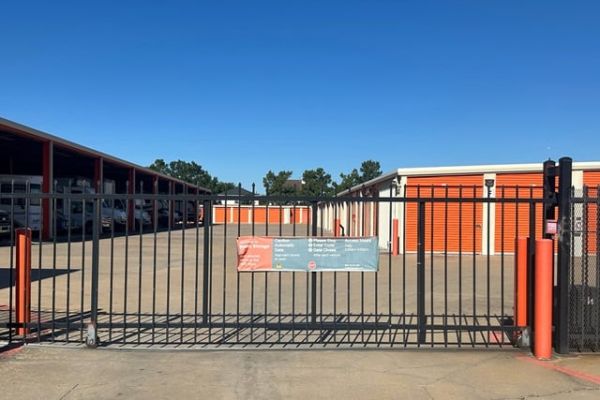 Public Storage - Cypress - 8001 Barker Cypress Road - 8001 Barker Cypress Road