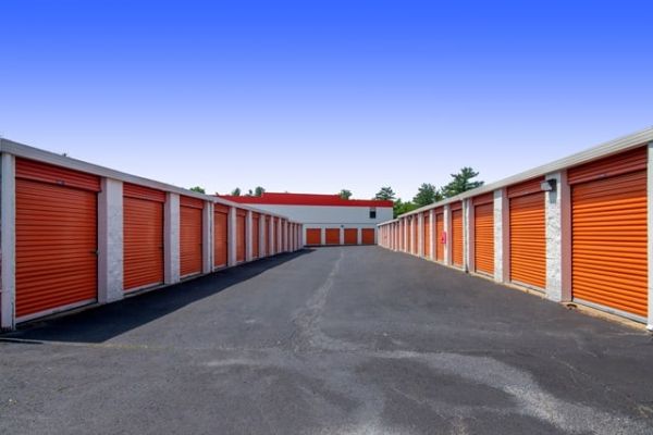 Public Storage - Forestville - 7807 Marlboro Pike - 7807 Marlboro Pike