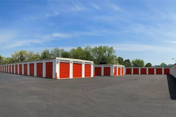 Public Storage - Delran - 4001 Route 130 South - 4001 Route 130 South