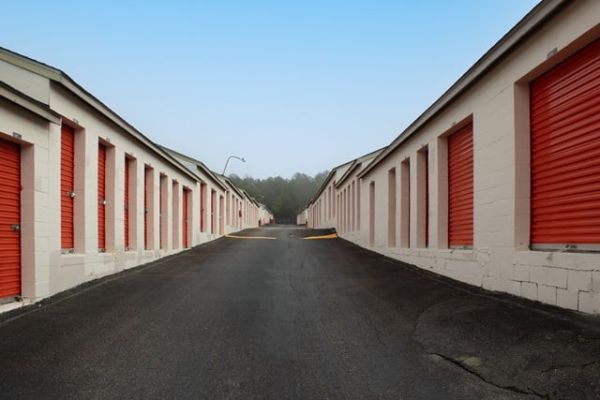Public Storage - Rockingham - 1787 E Broad Ave - 1787 E Broad Ave