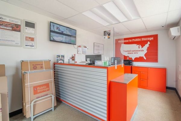 Public Storage - Elkridge - 7050 Old Waterloo Road - 7050 Old Waterloo Road
