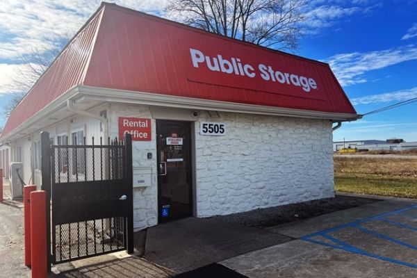 Public Storage - Indianapolis - 5505 Elmwood Ave - 5505 Elmwood Ave
