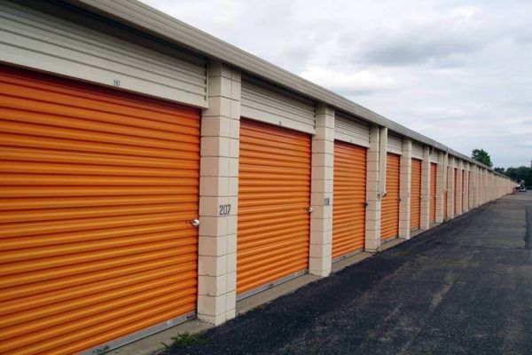 Public Storage - Mt Clemens - 111 S Groesbeck Hwy - 111 S Groesbeck Hwy