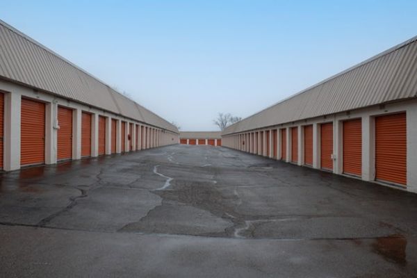 Public Storage - Fairfield - 7353 Dixie Highway - 7353 Dixie Highway